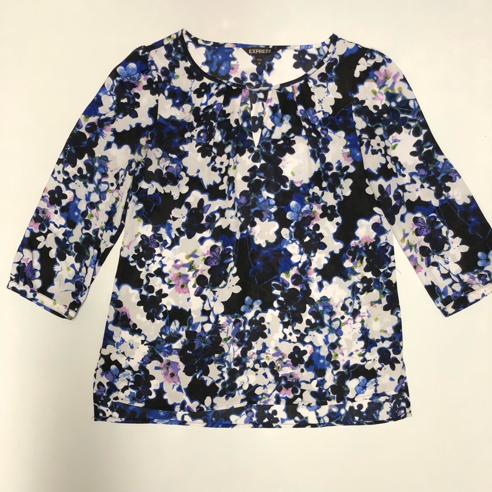 Express Floral Scoop keyhole Neck Blouse Size S